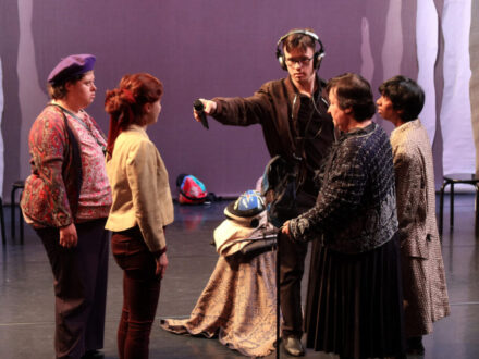 J'entends un bruit, Atelier Théâtre Insolite - autrement-aujourd’hui