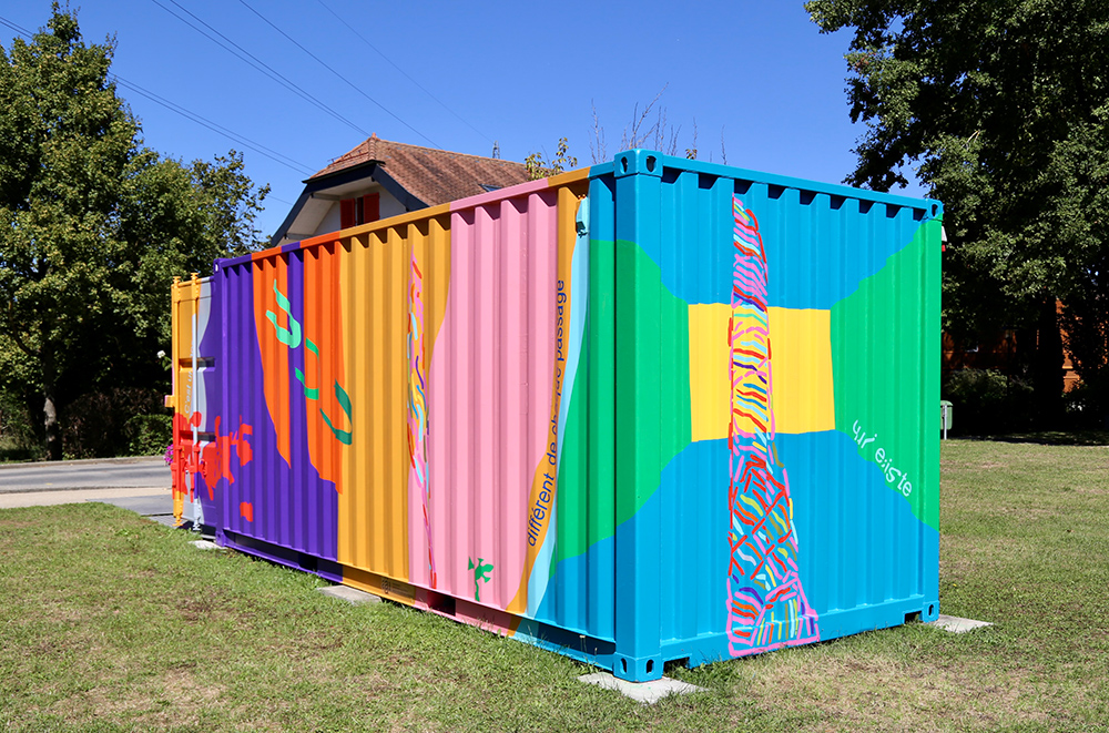 Voyage du petit au grand de l’intérieur à l’extérieur, Atelier Formes et Couleurs, Aigues-Vertes, autrement-aujourd'hui